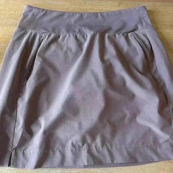 Athleta SoHo skort - Picture 1 of 9
